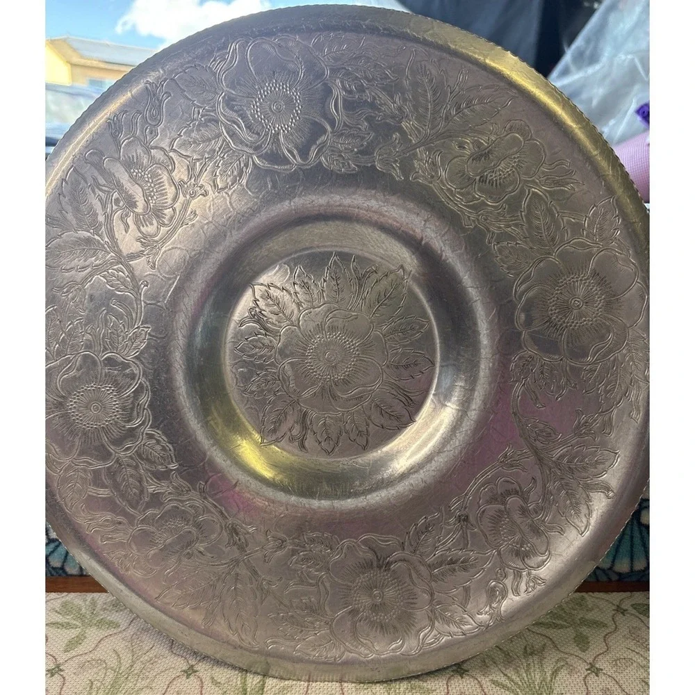 Vintage Wilson Metal Products Inc Hand Wrought Aluminum Floral Tray 13